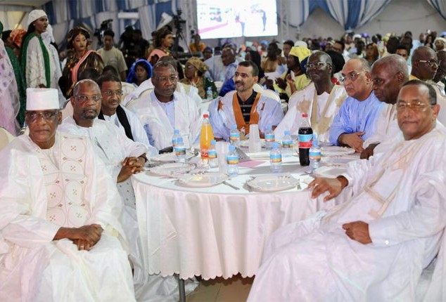 Le ministre de la Culture préside la célébration des 40 ans de service de l’artiste mauritano- sénégalais Baba Maal