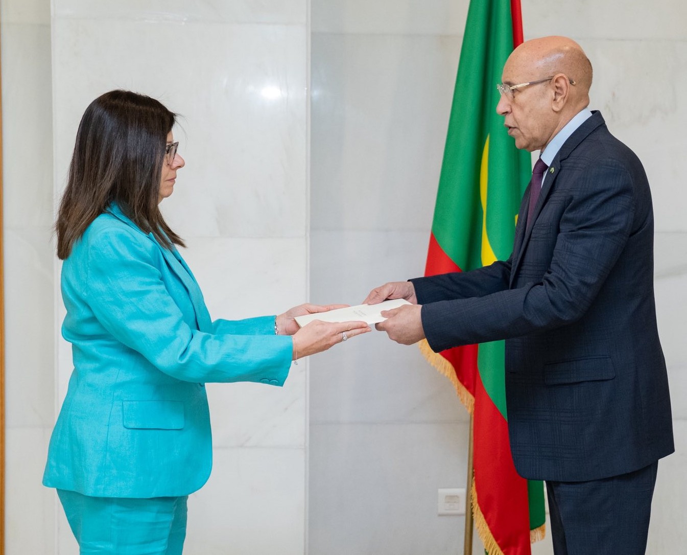 Le Président de la République reçoit les lettres de créance de la nouvelle ambassadrice d’Italie