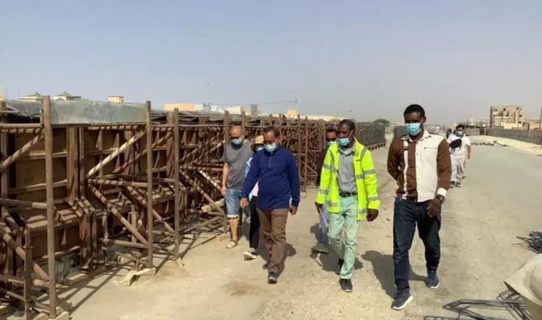 Le gouvernement à la recherche de solutions alternatives pour accélérer la réalisation du pont de Hay Saken