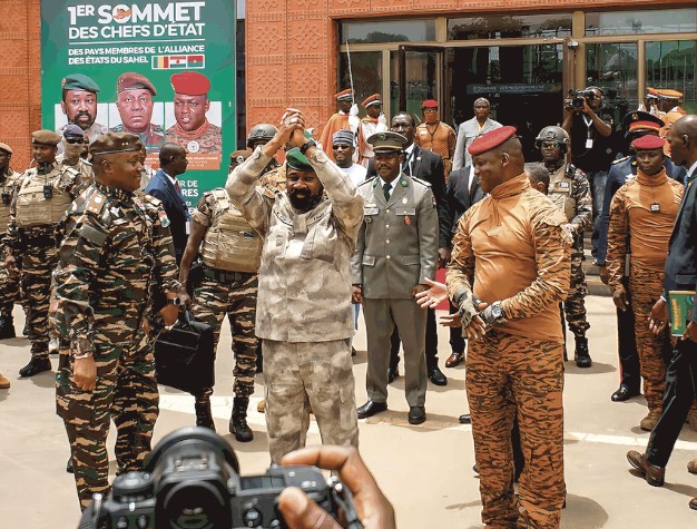 Sahel : le Mali et le Burkina Faso imposent des restrictions d'entrée aux Américains par “réciprocité” 